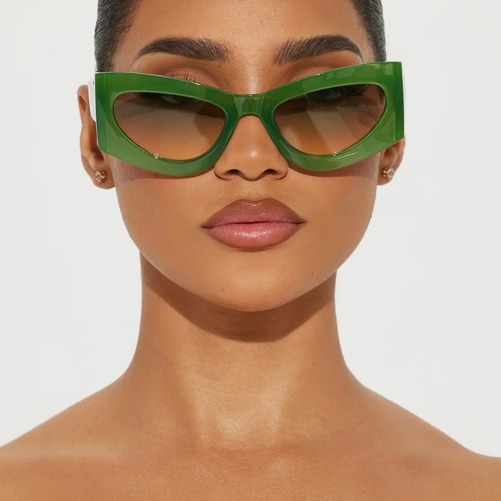 Green Cat-Eye Sunglasses